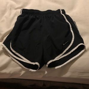 XS BLACK AND WHITE NIKE SHORTS